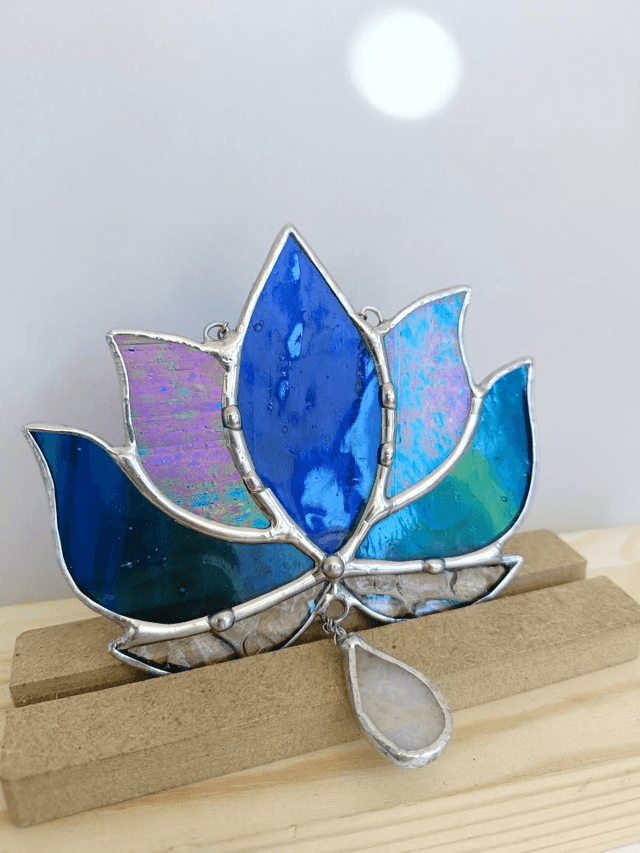 Lotus bleu cobalt et paon - sur commande 