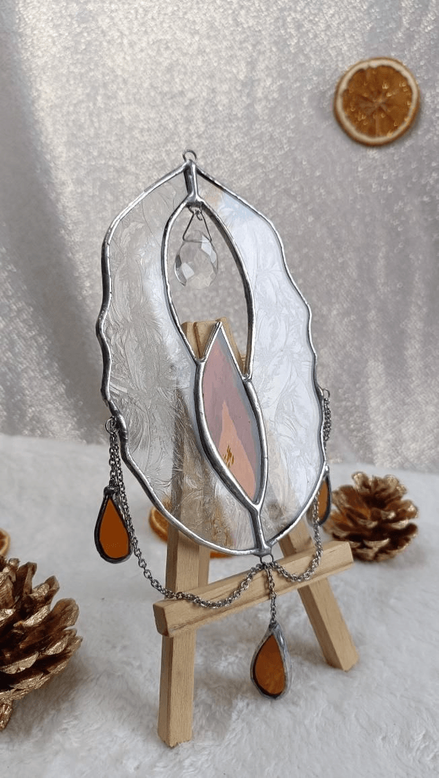 Vulva Queen ambré et verre dentelle 