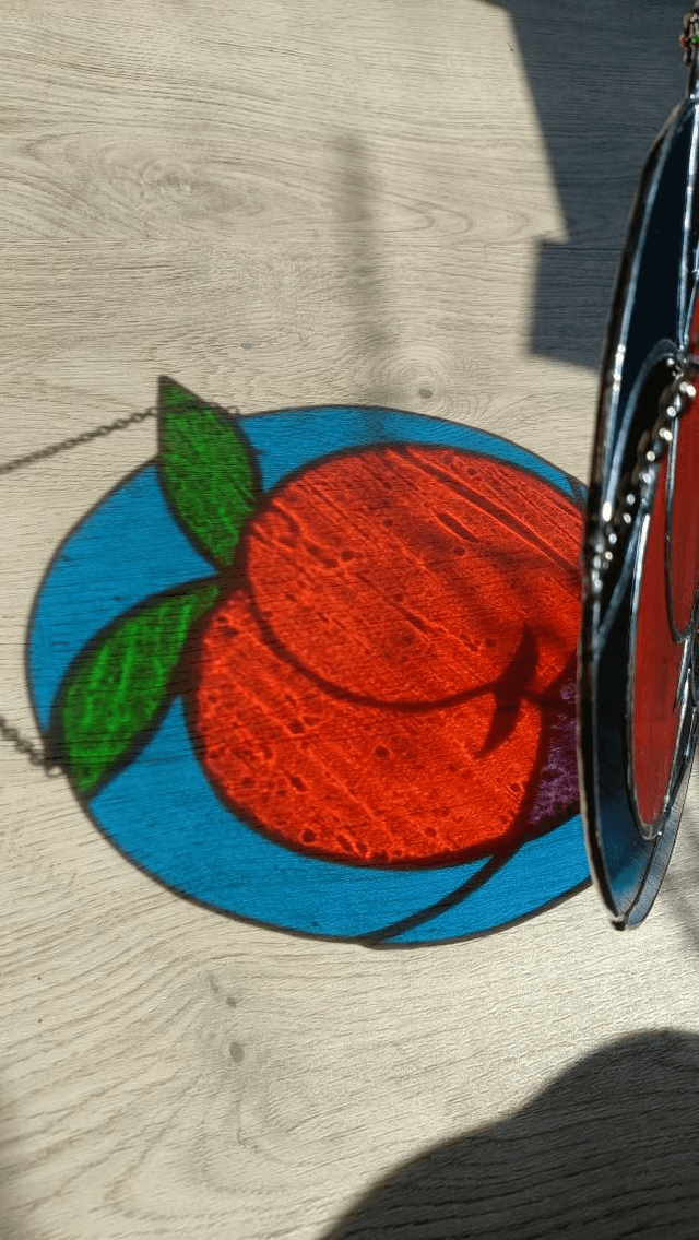 Big boule de pêche orange et bleu