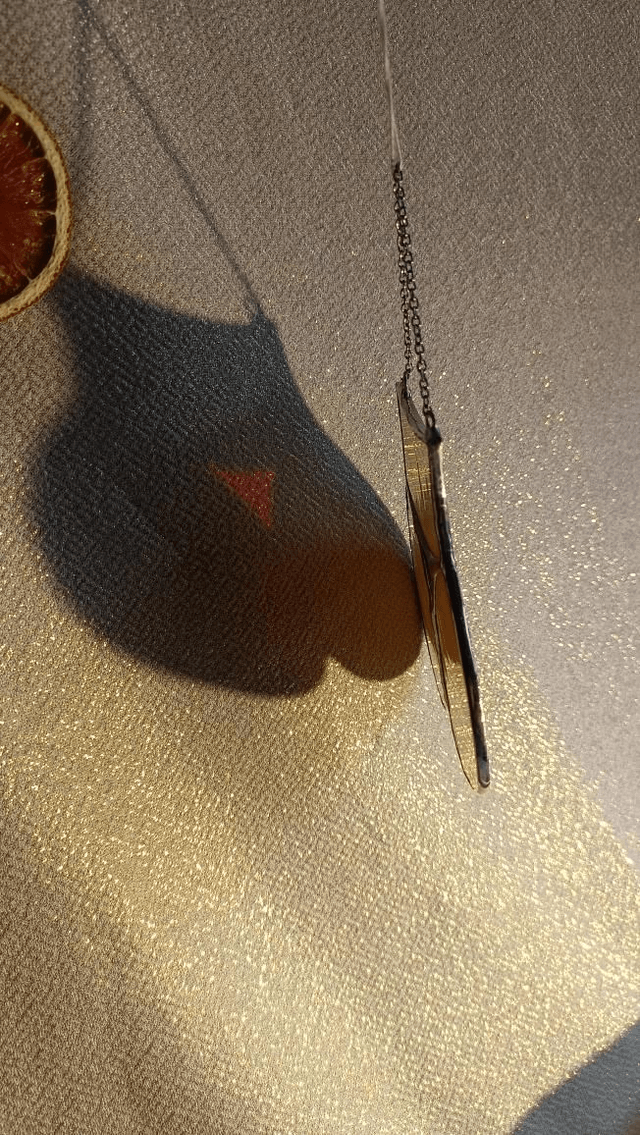 P'tit cul en string rouge 