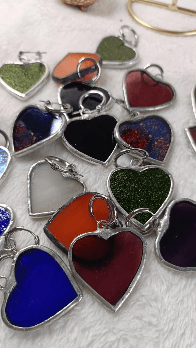 Boucles d&#039;oreilles Self Love 🧡💚🖤💜