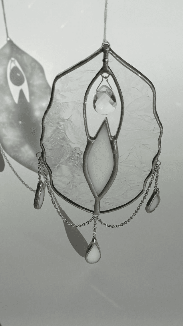 Vulva Queen blanc nacré